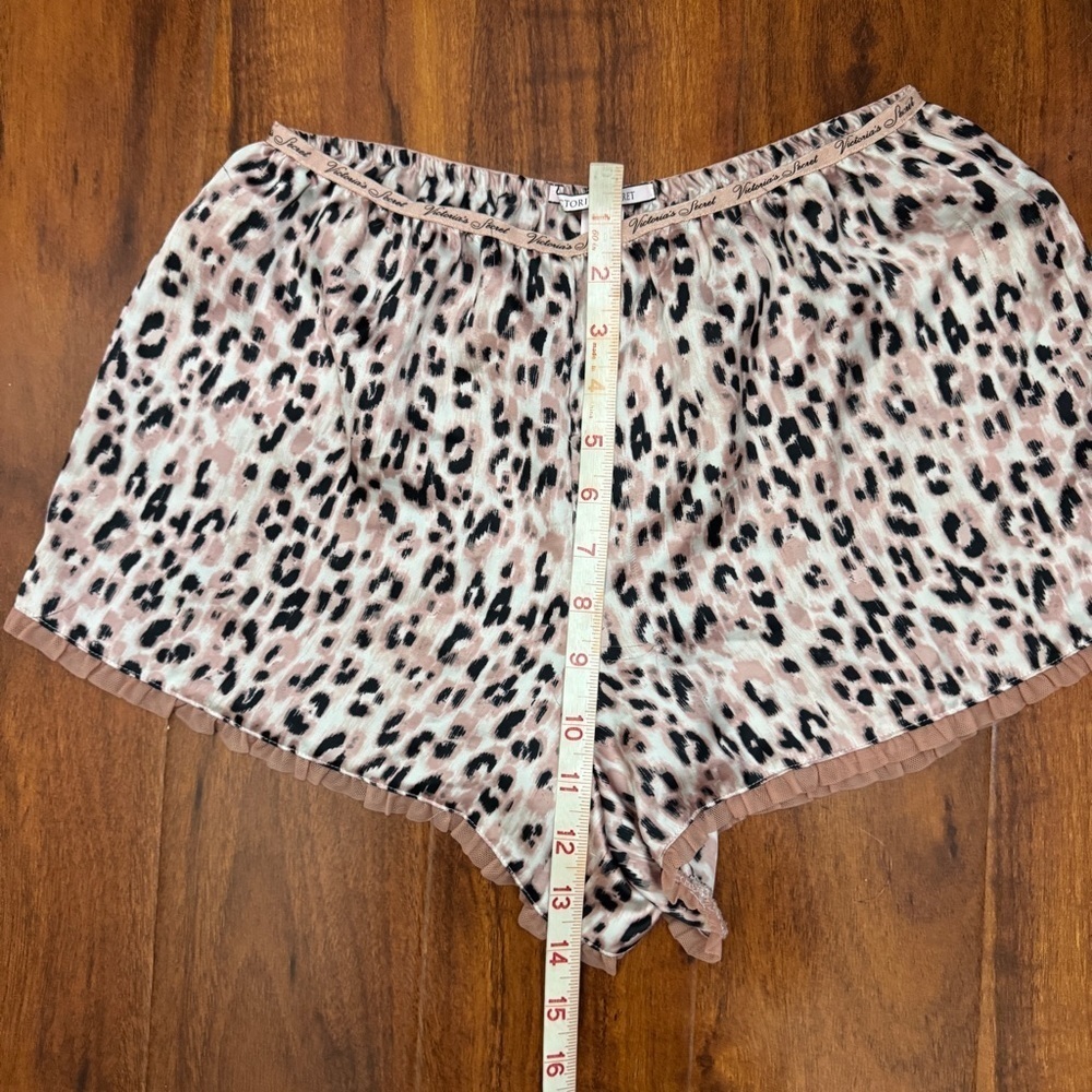 Victoria Secret Vintage Underwear Shorts Silk Leopard Size Small - Picture 6 of 9